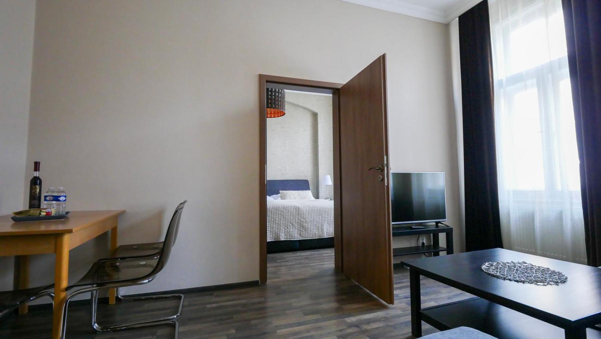 Residence Moravia Apartments Карлови Вари Екстериор снимка