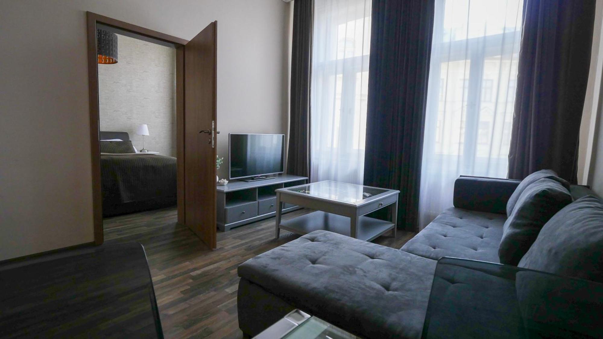 Residence Moravia Apartments Карлови Вари Екстериор снимка