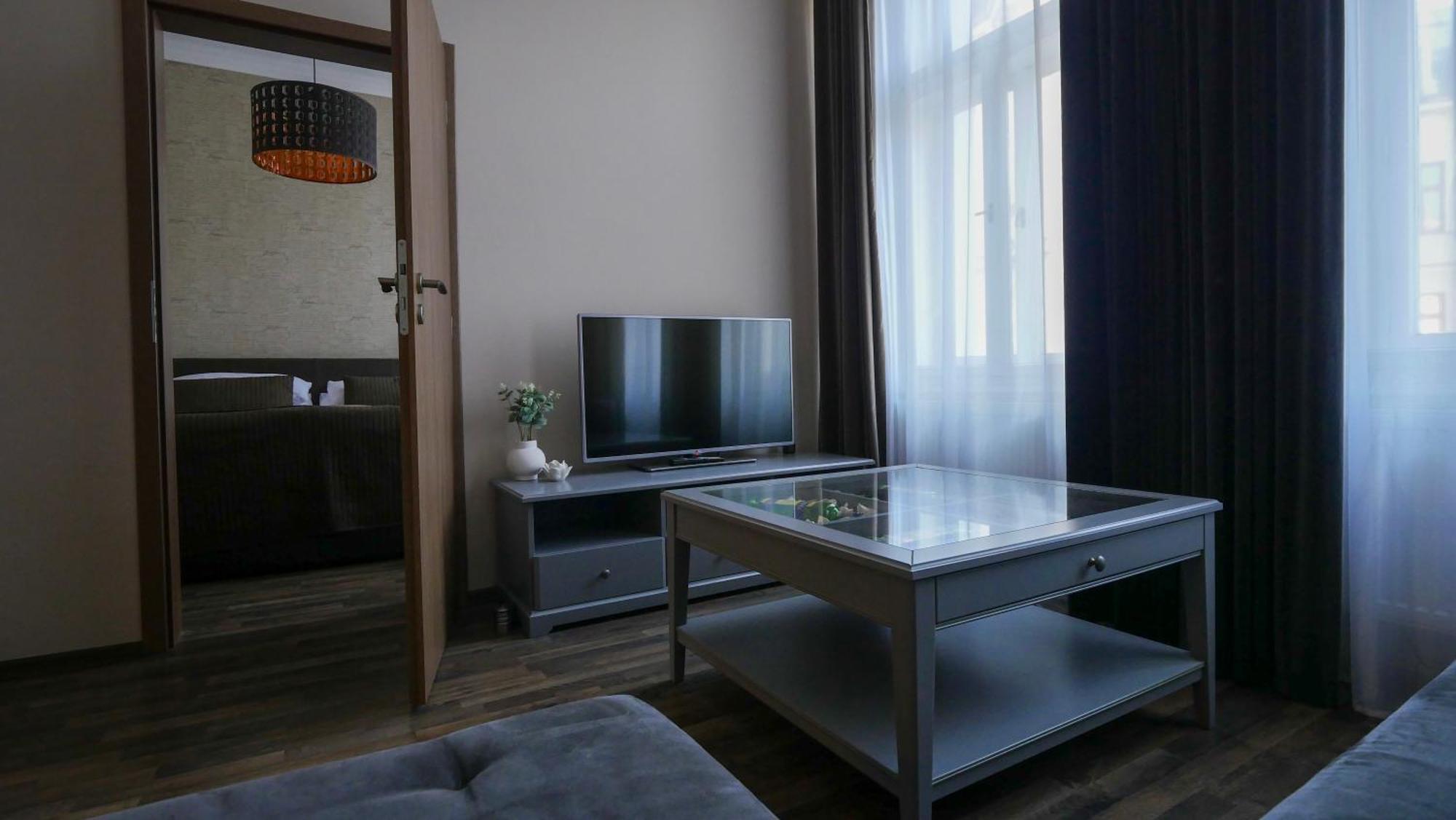 Residence Moravia Apartments Карлови Вари Екстериор снимка