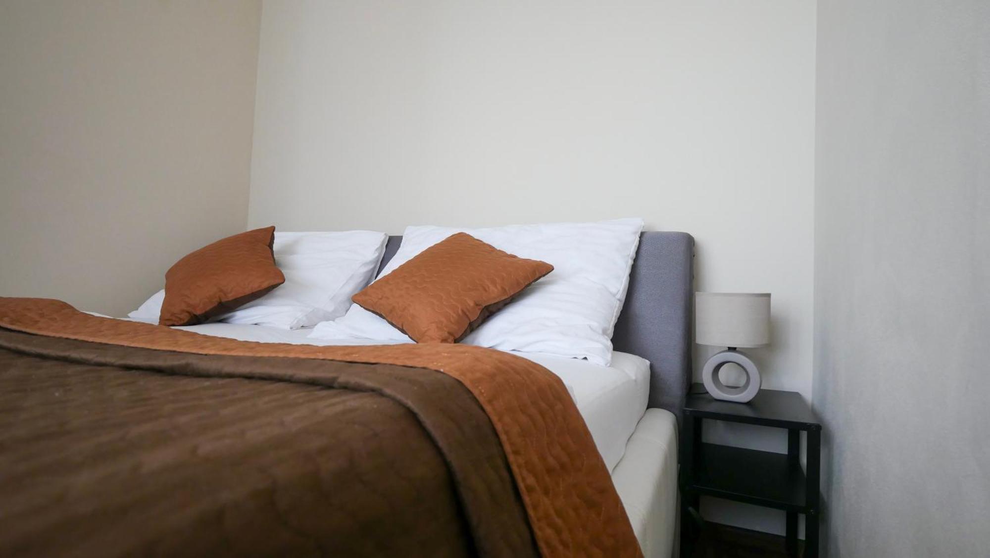 Residence Moravia Apartments Карлови Вари Екстериор снимка